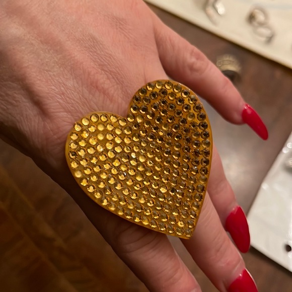 Yellow Rhinestone Stretchy Heart Ring nwot - Picture 1 of 5